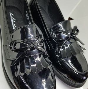 Girl Leather Vintage Loafer Size 4